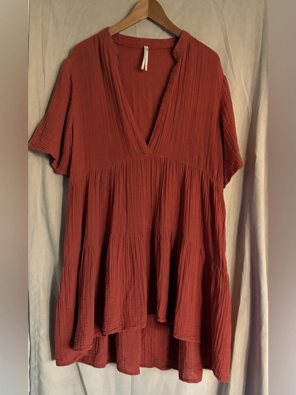 Anthropologie Rust V-Neck Tiered Crinkle Tunic